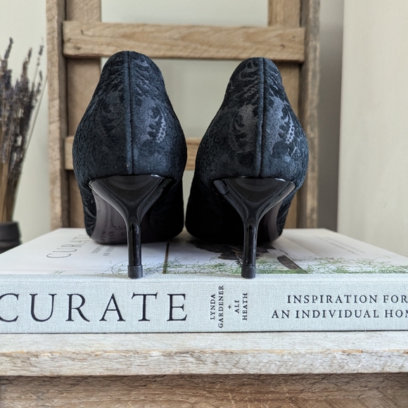 Gucci Leather Pumps - Picture 3 of 13